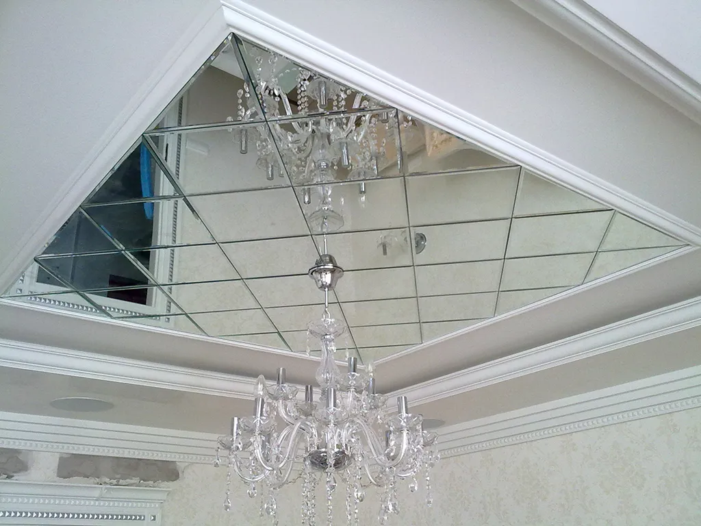 Керамическая плитка ПРЯМОУГОЛЬНАЯ ЗЕРКАЛЬНАЯ ПЛИТКА С ФАЦЕТОМ от производителя ДСТ –  фото