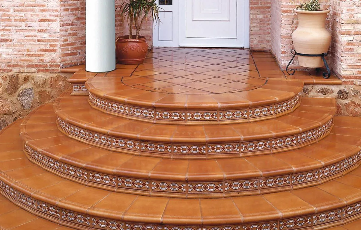 Ступени RODAMANTO от производителя Gresmanc –  фото