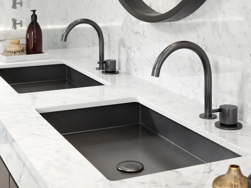 Керамогранит CARARA WHITE от производителя XLight –  фото