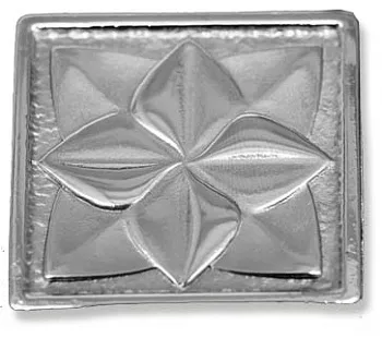 Декоративная латунная вставка "Лилия-серебро"