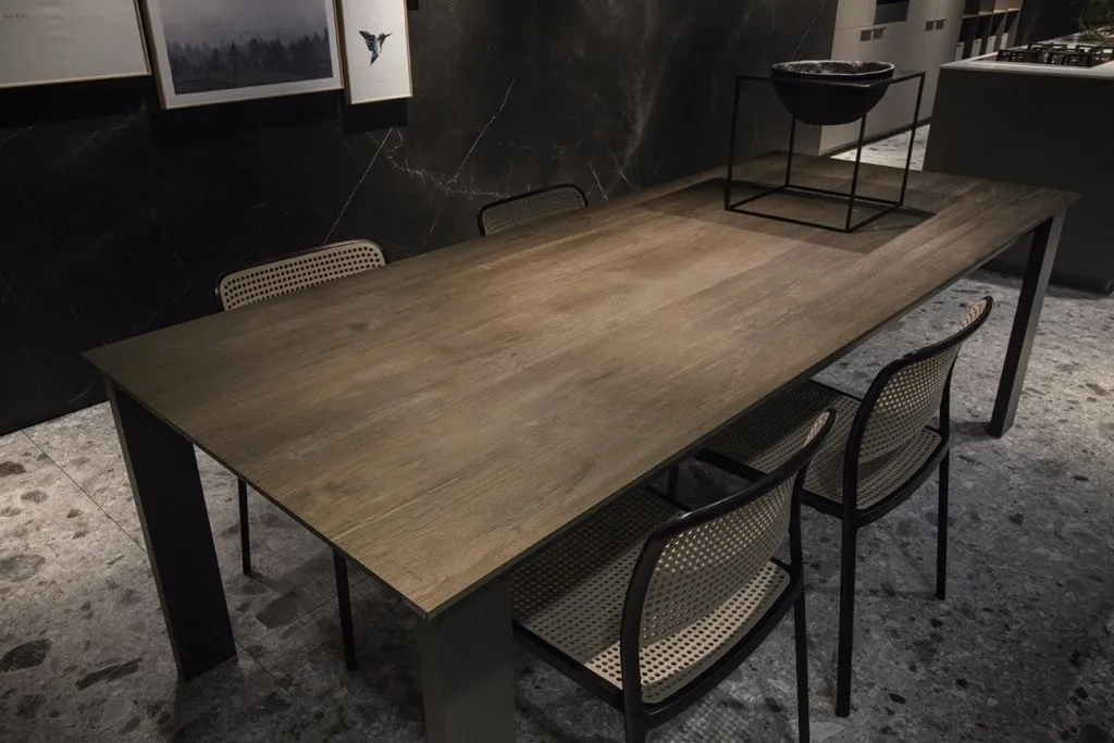 На Milano Design Week стали природные мотивы как источник вдохновения для создания как отдельных образцов, так и целых коллекций.
