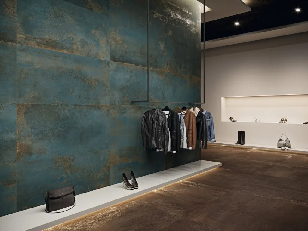 Revestimiento: Distrito Zinc 60x120 см. Pavimento: Distrito corten 1200x1200 мм