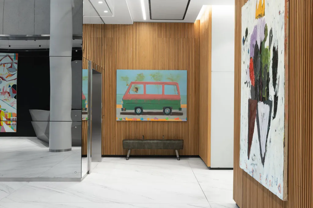 Для отделки пола специалисты студии архитектуры YK Architects выбрали плитку из коллекции Touché.