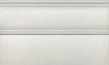 Плинтус Борромео FMB024 беж светлый