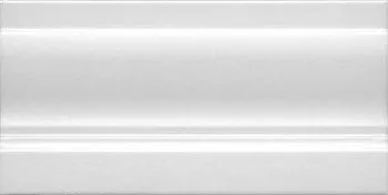 Плинтус Линьяно белый FMC003