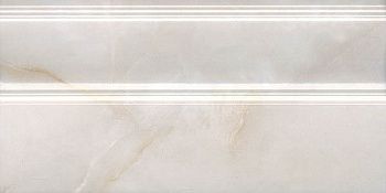 Плинтус FMA007R Вирджилиано серый обрезной